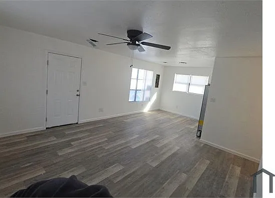3 bed, 1152 sqft, $1,300 — Photo 1