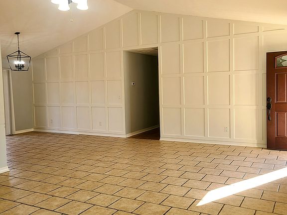 2nd image of 1166 S 14th Ave