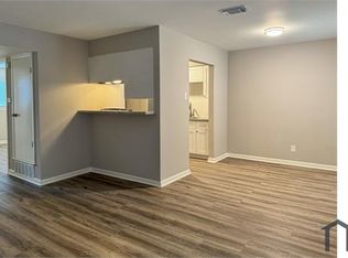 2101 6th Ave N #8, Texas City, TX 77590