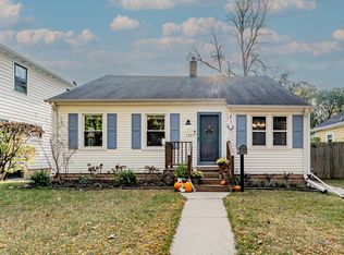 1221 14th Ave, Green Bay, WI 54304