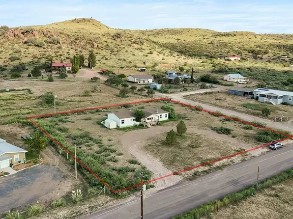 754 S Front St, Fort Davis, TX 79734