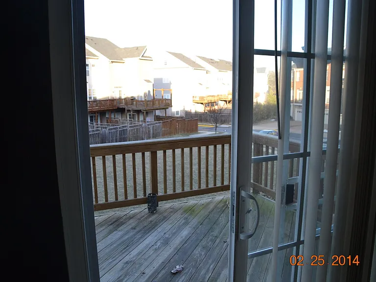 21958 Windy Oaks Sq — Photo 24