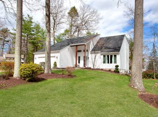 34 Michael Dr, Farmington, CT 06032