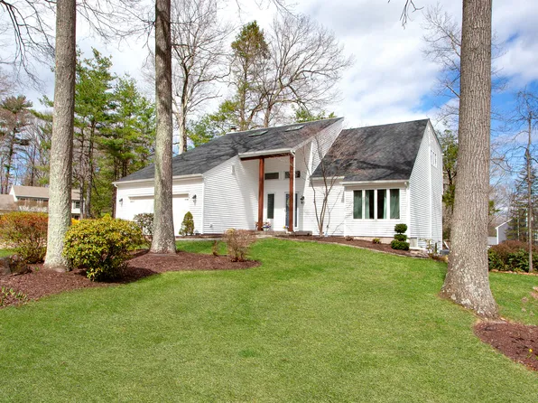 34 Michael Drive, Farmington, CT 06032