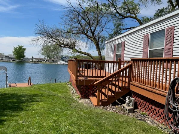 77 Linda Ln, Reddick, IL 60961