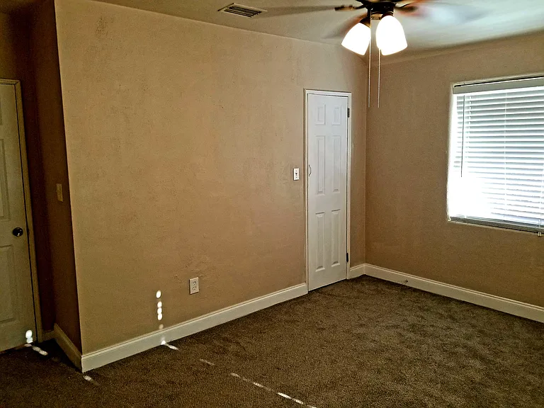 512 E Strawbridge Ave #512 — Photo 15