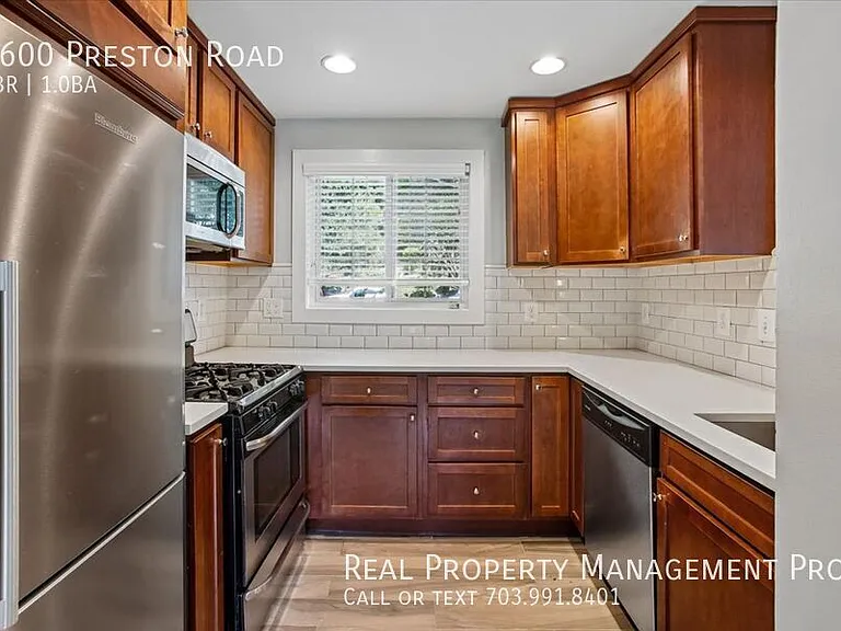 1600 Preston Rd — Photo 7