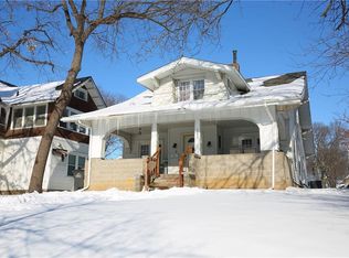 1105 Oak Park Ave, Des Moines, IA 50313