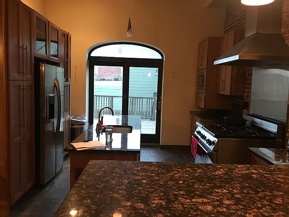 3rd image of 351 Communipaw Ave