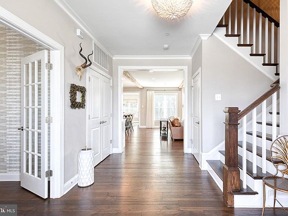 4th image of 3997 Manor Oaks Rd