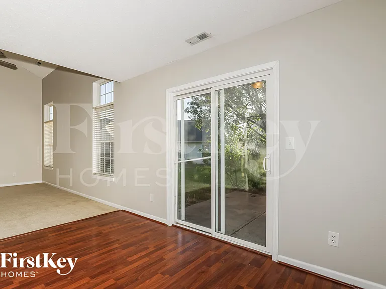 3786 White Cliff Way — Photo 6