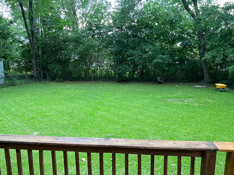 2107 Lookout Ave — Photo 15