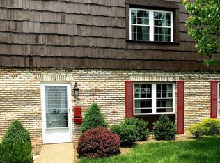 4120 Shore Dr, Lorain, OH 44053