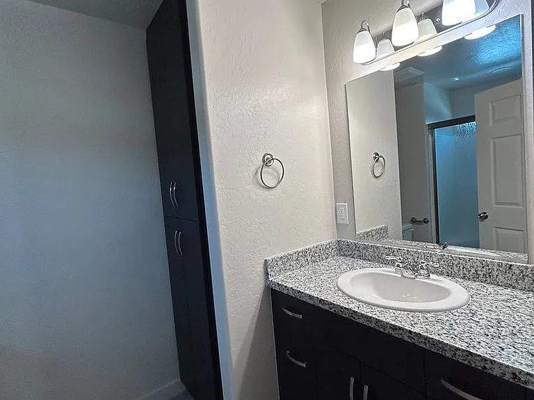 20X Follett St — Photo 17