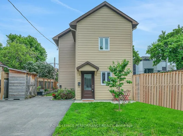 6 Hilda St, Ottawa, ON K1Y 2A9