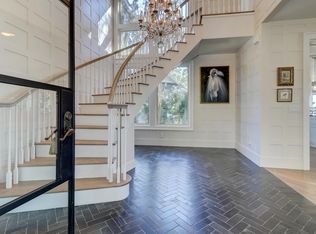 543 Island Cir E, Saint Helena Island, SC 29920