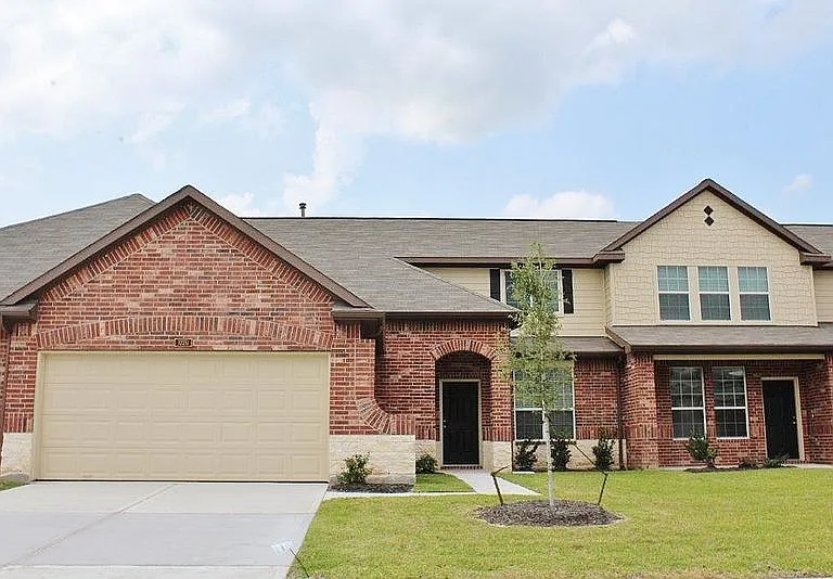 12251 Roy Mix Bohn Ln — Photo 3