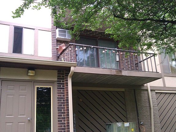 2nd image of 522 Kiowa Cir APT 102