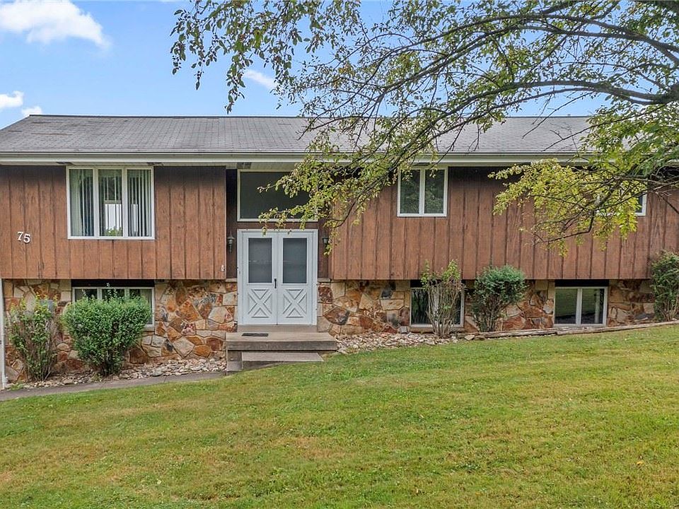 1st image of 75 Willow Dr