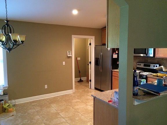 3rd image of 145 Ponderosa Cir