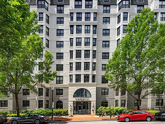 Building-Exterior-04-Varsity-On-K-WashingtonDC-06