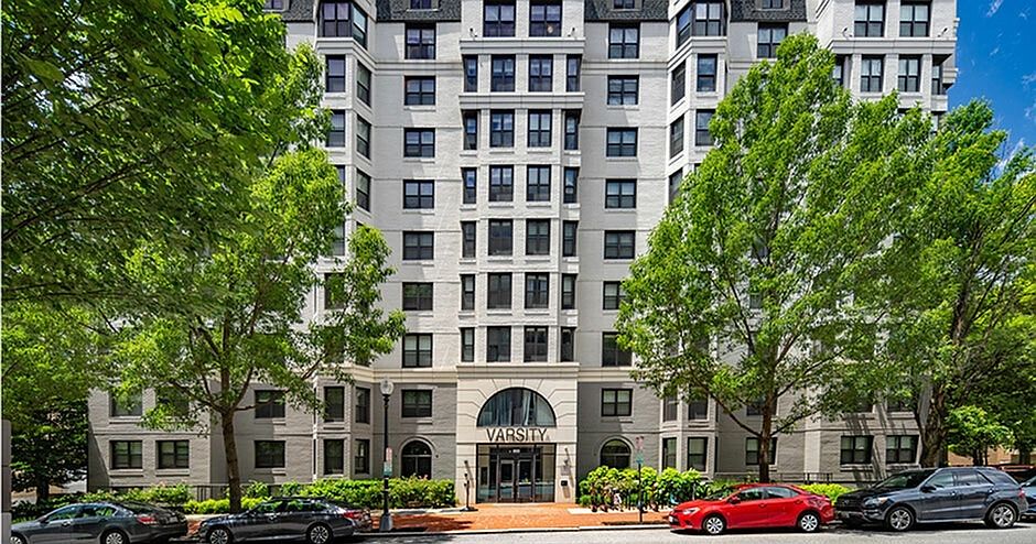 Building-Exterior-04-Varsity-On-K-WashingtonDC-06