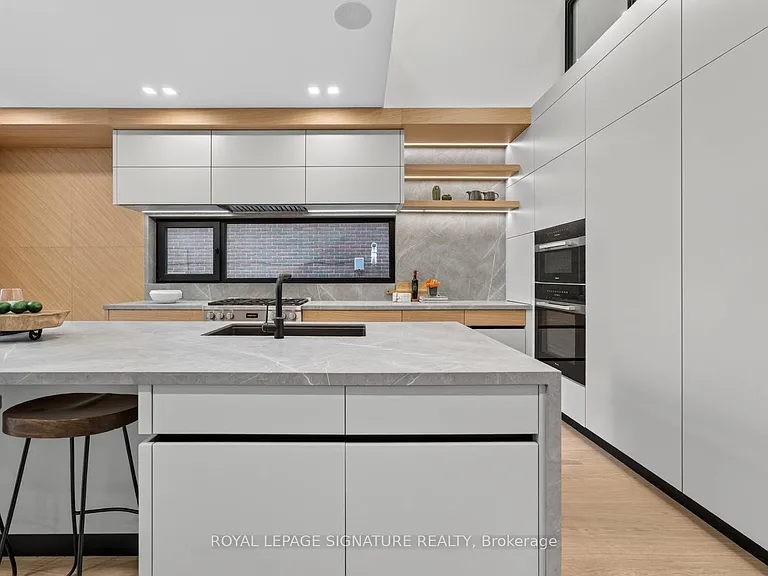 156 Snowdon Ave — Photo 5