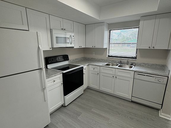 4th image of 27600 Southview Dr #A