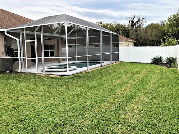 5th image of 1214 Emerald Hill Way
