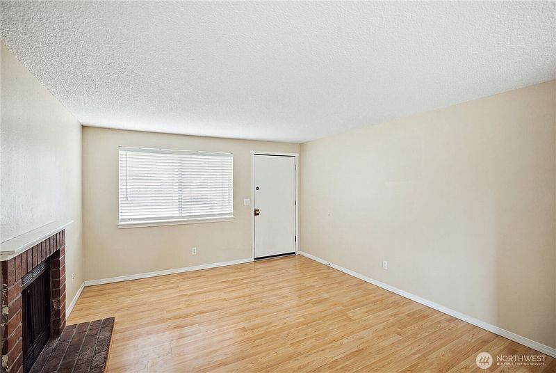 5th image of 3760 E T Street