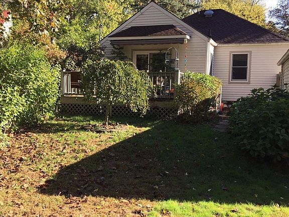 4th image of 323 Garland Ave