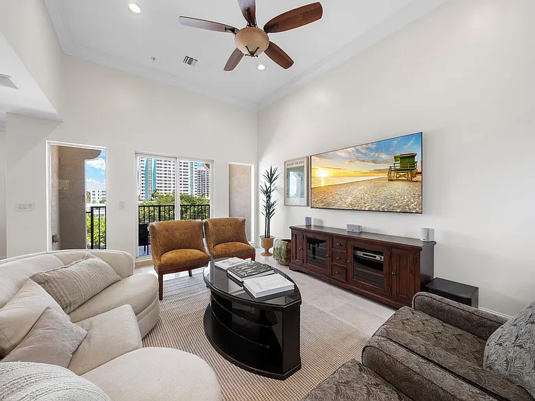 514 N Birch Rd — Photo 49