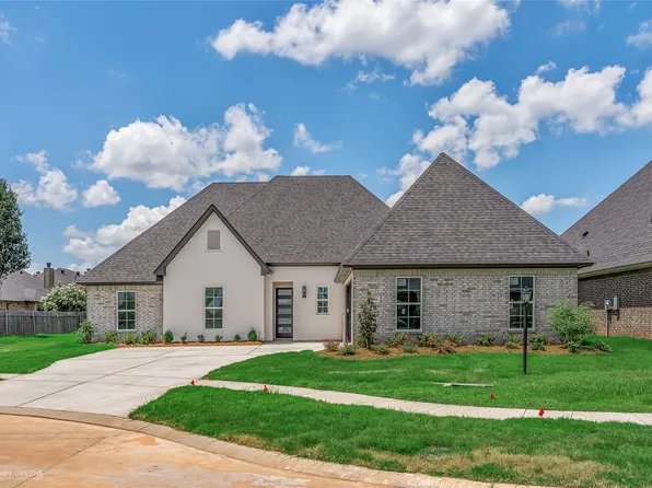 1366 Quincy Dr, Bossier City, LA 71111