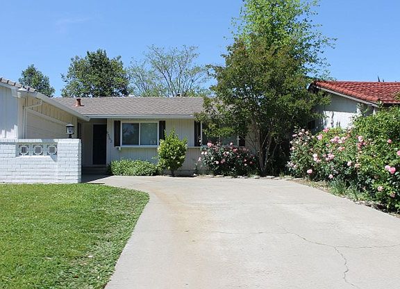 5th image of 8563 La Riviera Dr