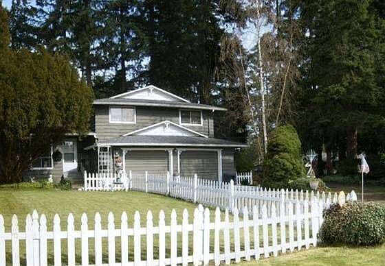 2nd image of 6020 195th Ave E