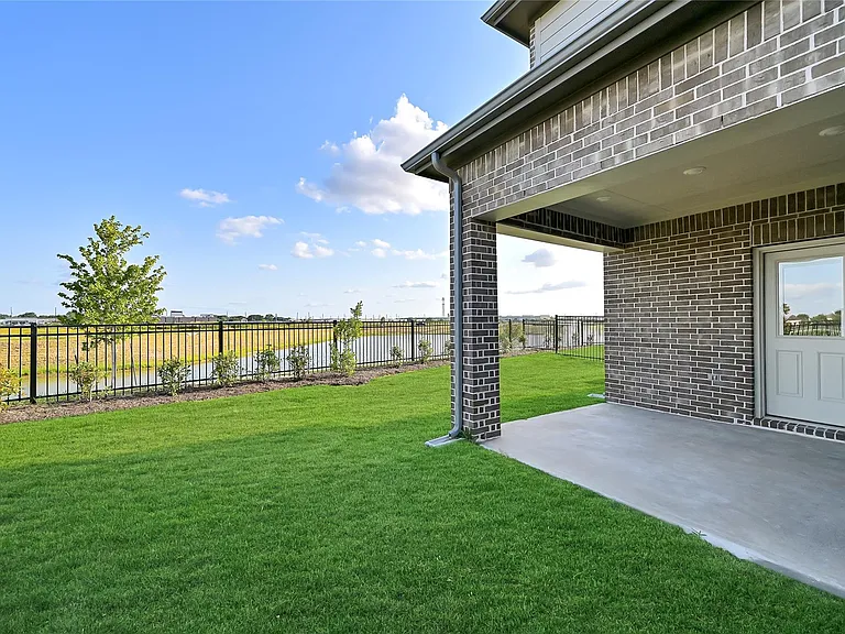 21047 Bay Village Dr #A — Photo 7