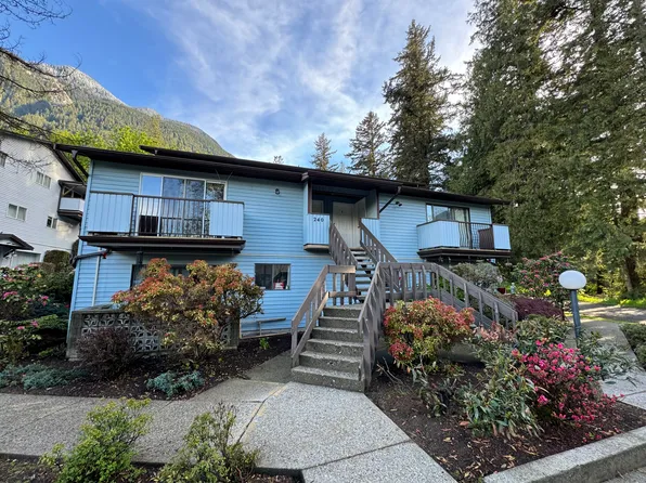 240 Turner St #7, Hope, BC V0X 1L4