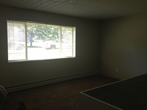 4th image of 520 W Spruce St APT A102