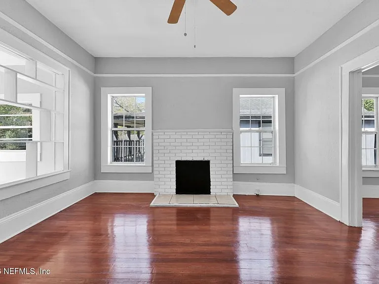 2517 Orion St — Photo 6