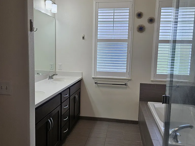 282 Puaehu St — Photo 6