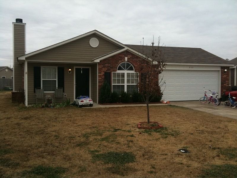 1st image of 2101 Greenbrier Ct