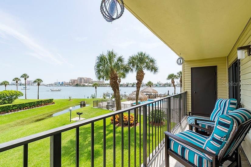 1st image of 650 Island Way APT 206