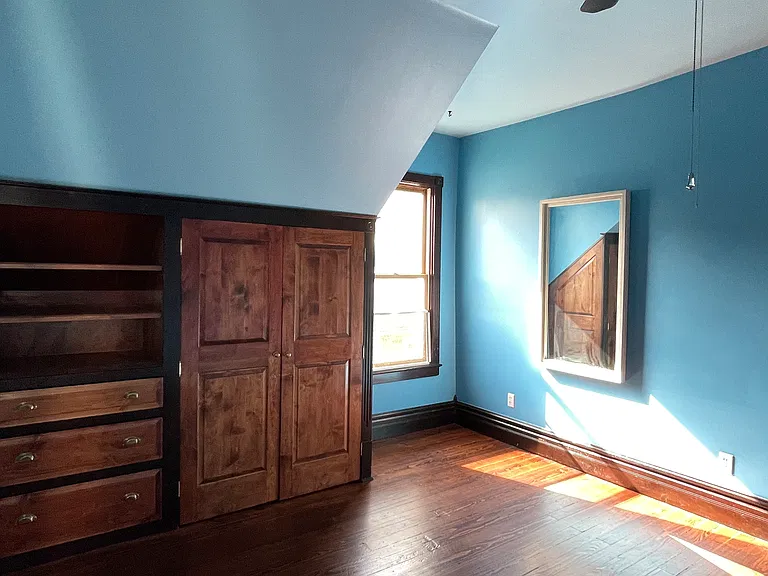 Maple Ave — Photo 5