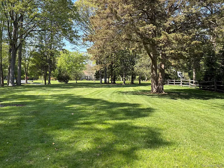 1 Pine Point — Photo 35
