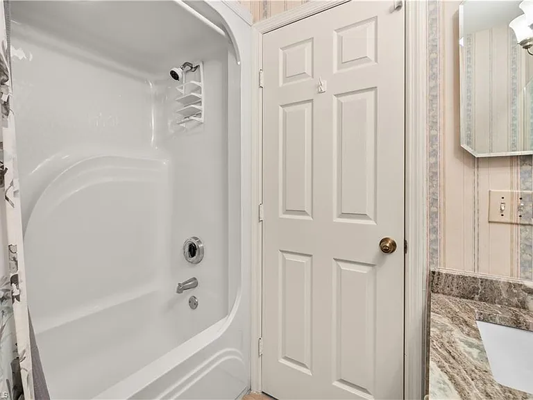 228 Belina Dr #604 — Photo 12
