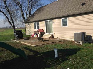 10537 N 400 E, North Manchester, IN 46962