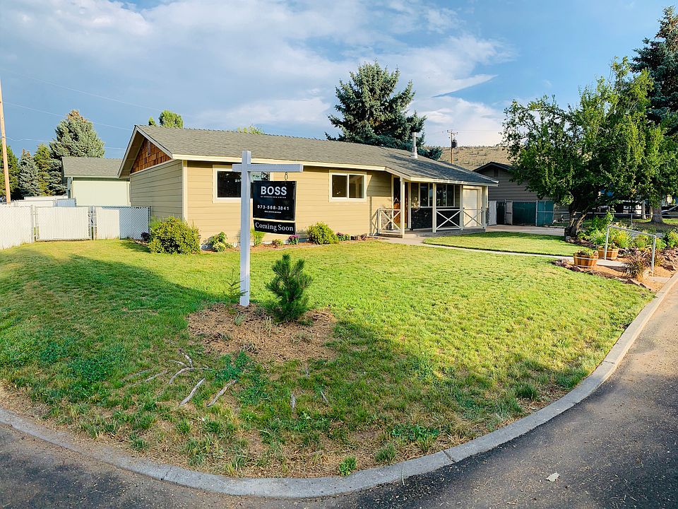 1st image of 180 SE Williamson Dr