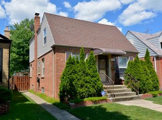 3824 N Pacific Ave, Chicago, IL