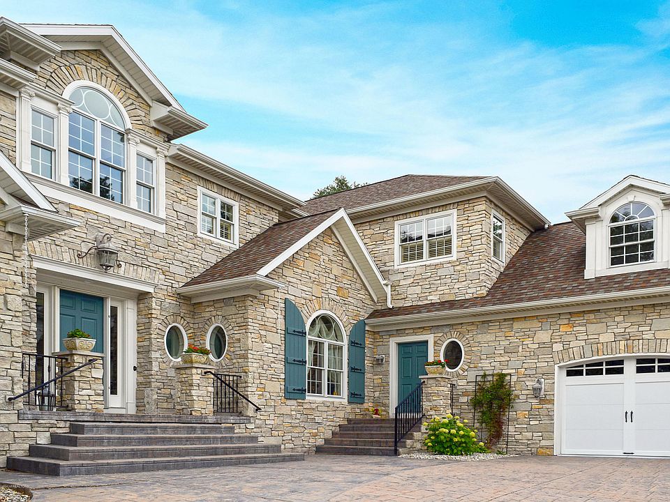 2500 Overglen Ct, East Lansing, MI 48823 Zillow