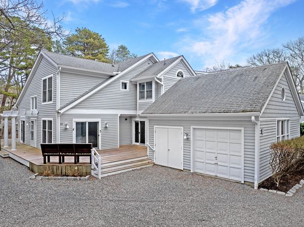 150 Cove Rd #10, Tisbury, MA 02568